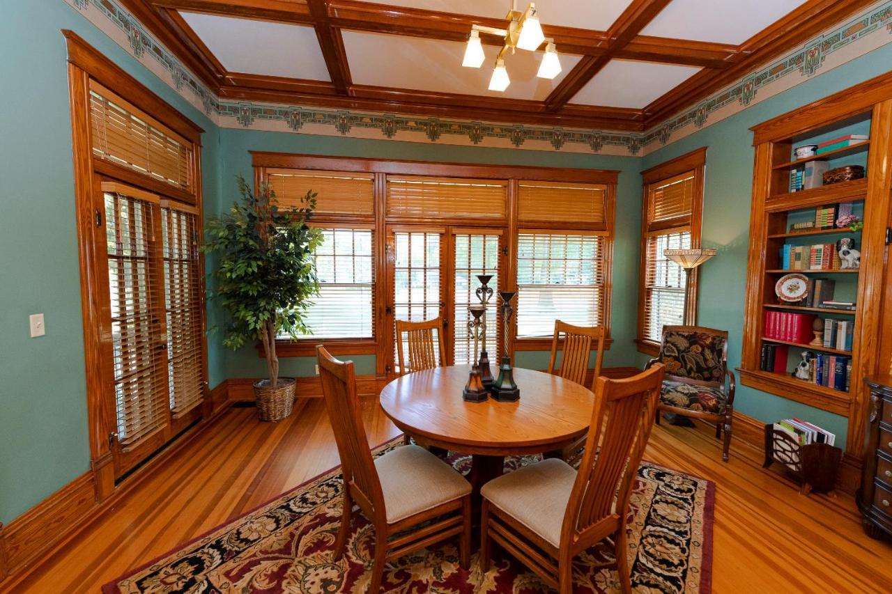 Captain Henderson House Ξενοδοχείο Arkadelphia Εξωτερικό φωτογραφία