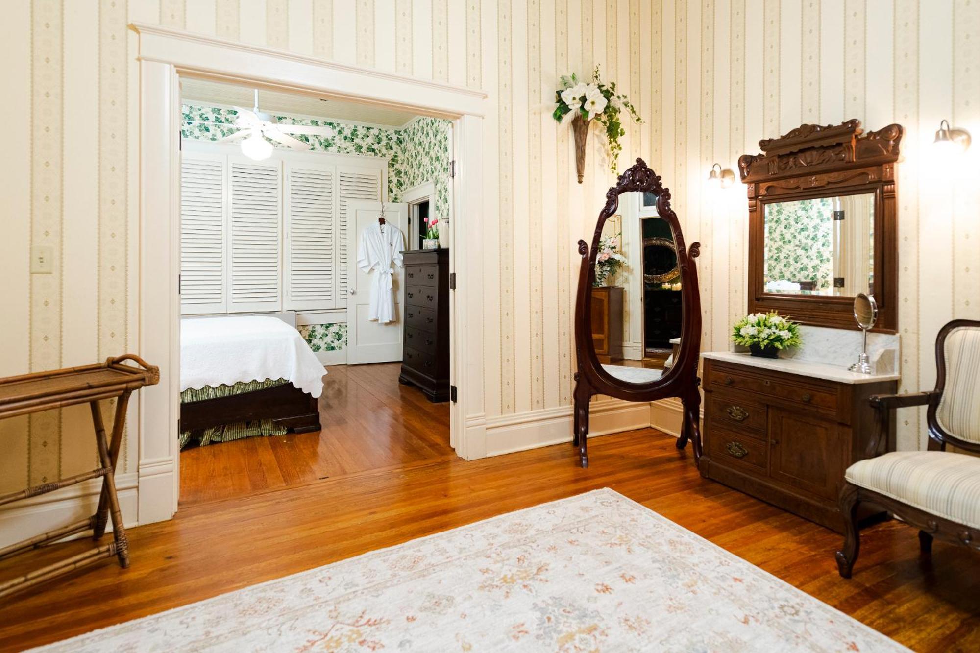 Captain Henderson House Ξενοδοχείο Arkadelphia Δωμάτιο φωτογραφία