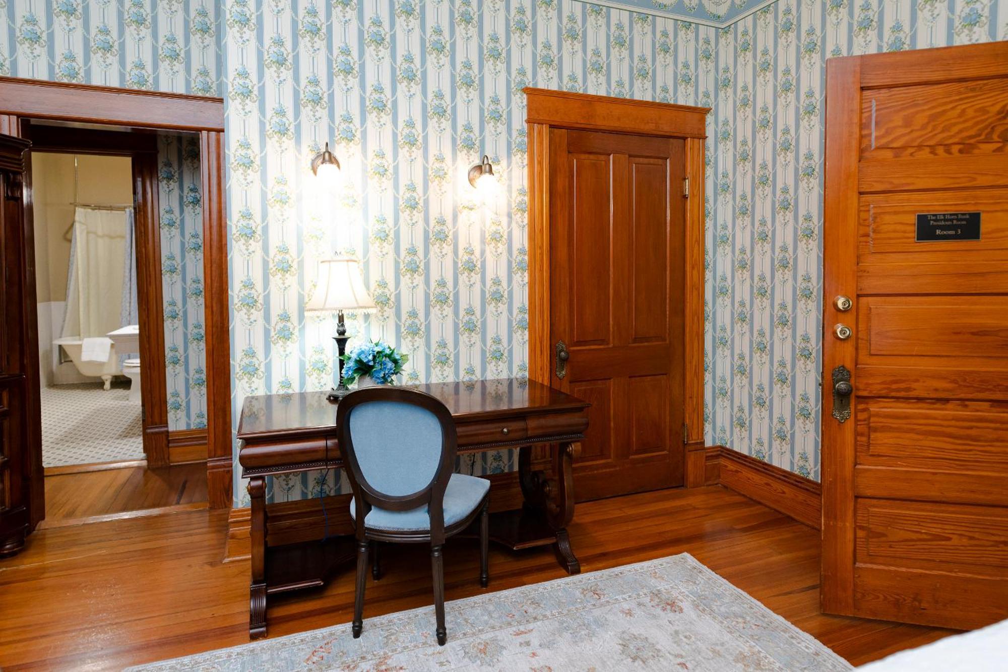 Captain Henderson House Ξενοδοχείο Arkadelphia Δωμάτιο φωτογραφία